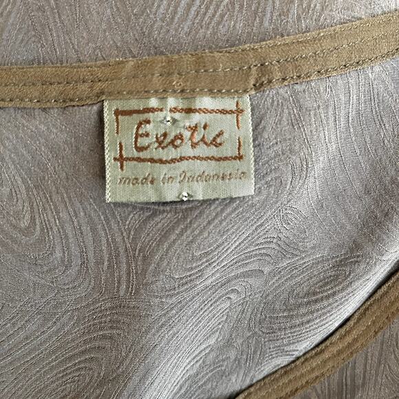 Exotic Brand Made in Indonesia Silk Tunic Top Blouse 100% Silk One Size OS A6-17 - Picture 6 of 7